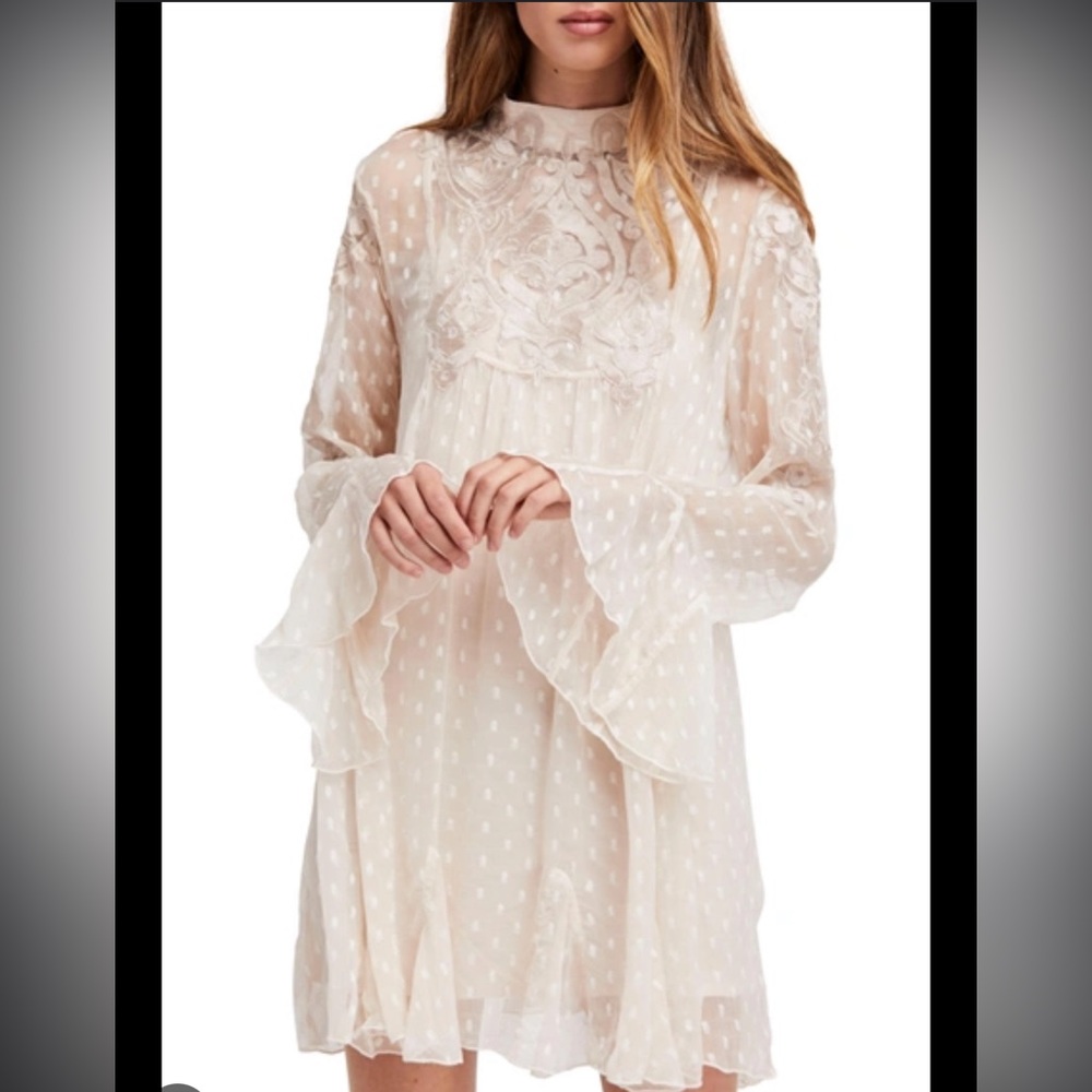COPY - FREE PEOPLE *rare* embroidered neutral mini dress flowy blogger fave NWT